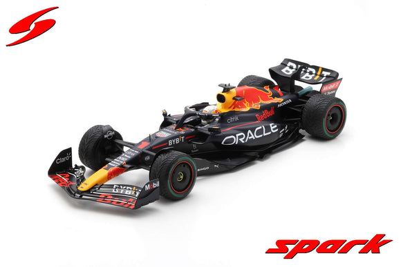 (Pre-Order) 1:12 2022 Max Verstappen -- Japanese GP & World Championship Winner -- Red Bull Racing RB18 -- Spark F1