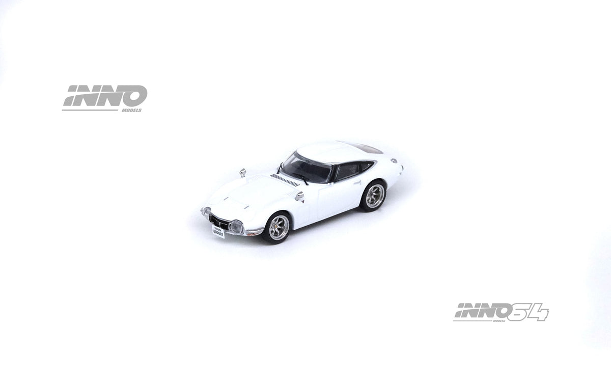 1:64 Toyota 2000GT -- Pegasus White -- INNO64