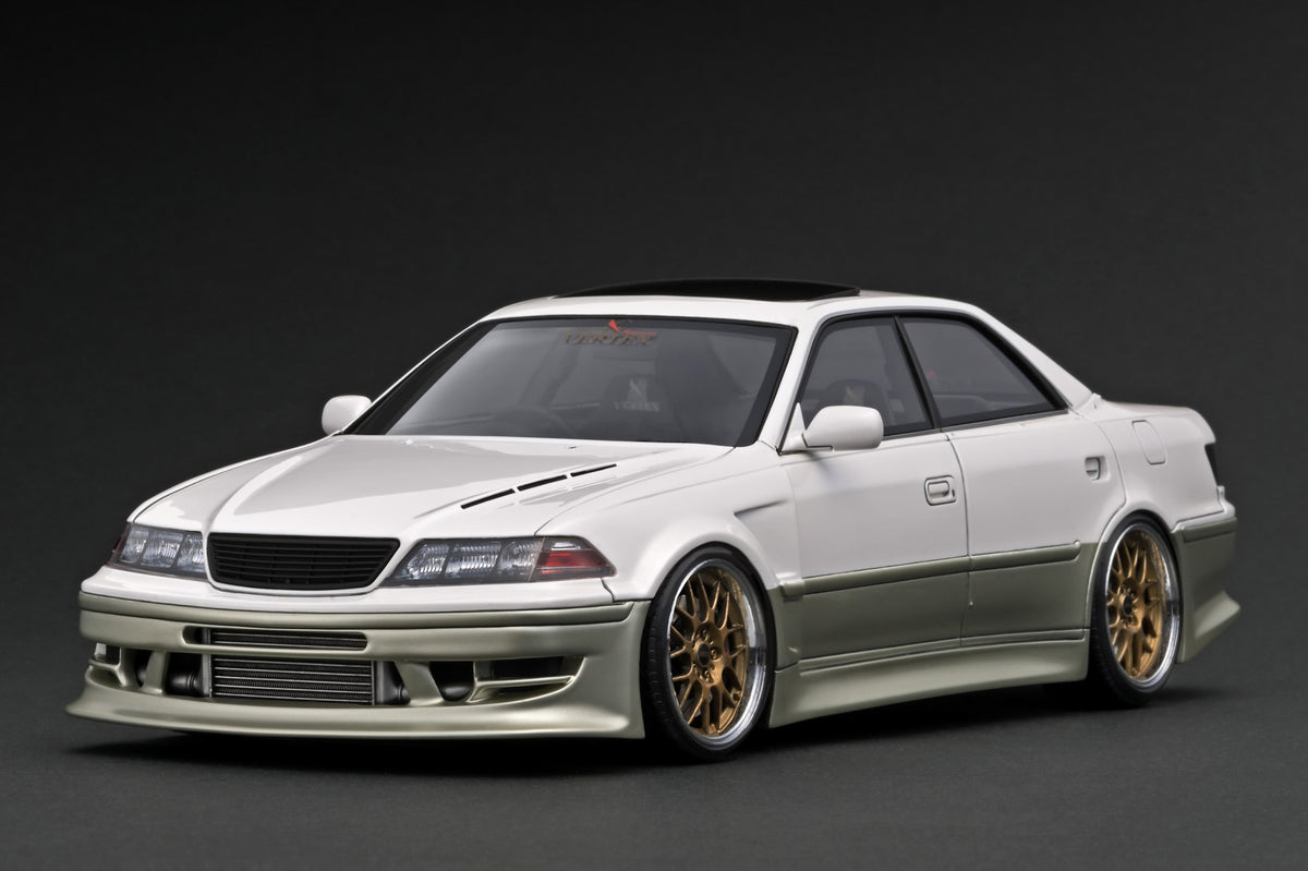 1:18 Toyota JZX100 MARK-II VERTEX -- White/Gold -- Ignition Model IG35