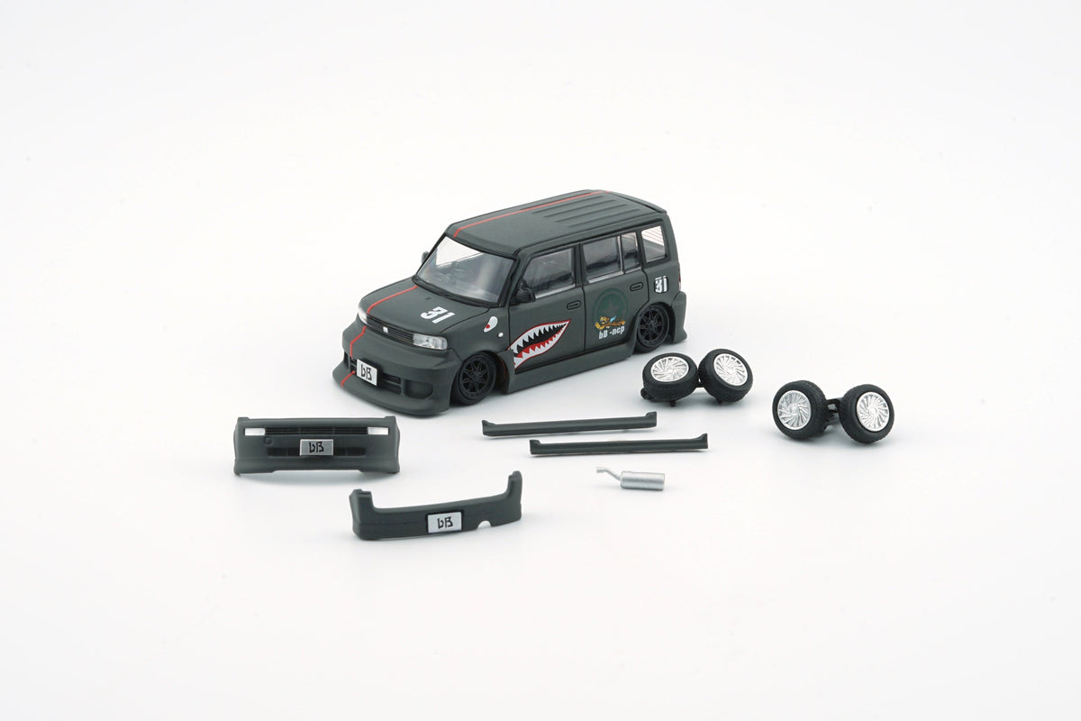 TOYOTA SCION ×B ミニカー 1:64 Toyota bB 2000 (Scion XB) -- Matte Green Shark Mouth -- BM Creati