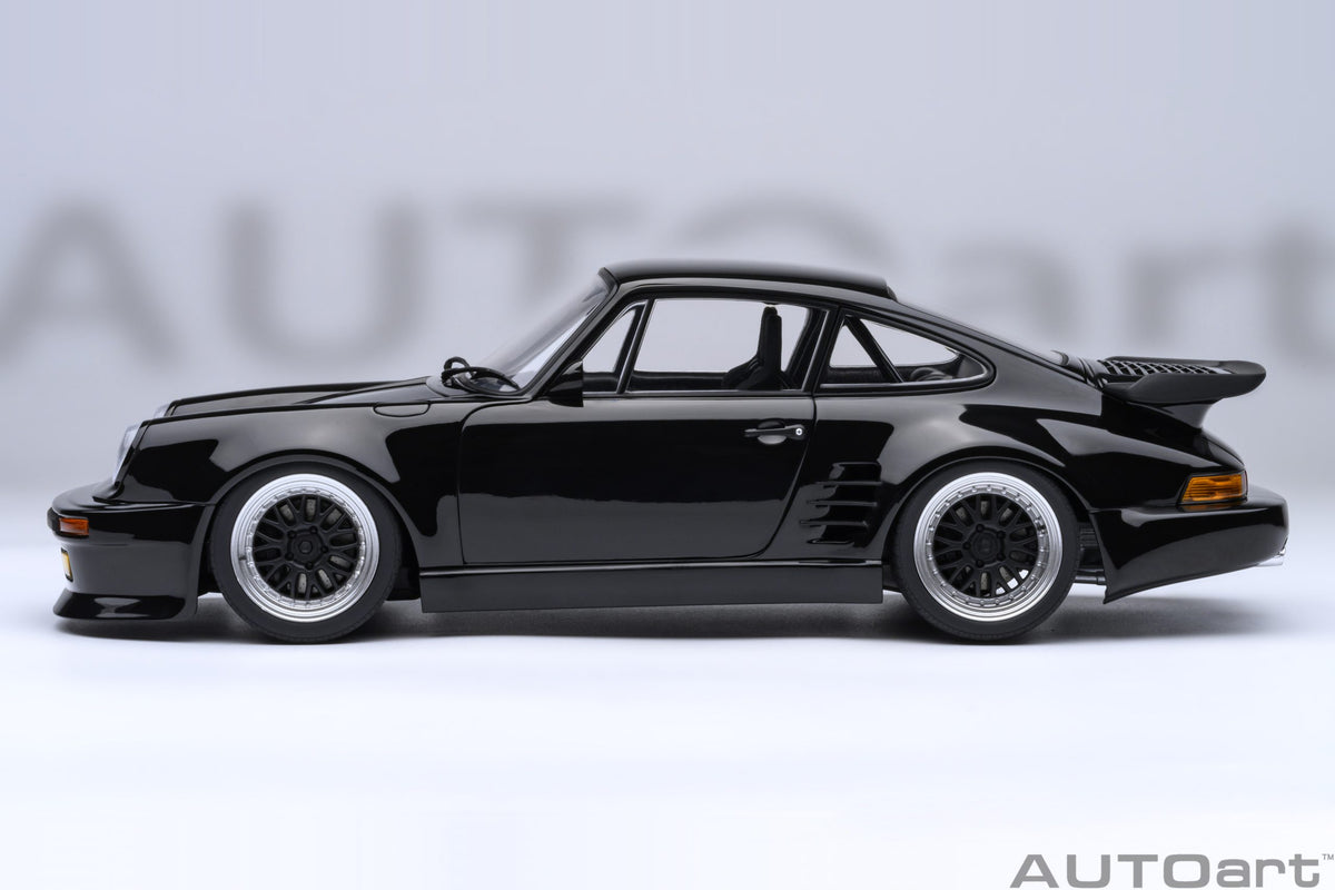 1:18 Porsche 911 (930) Turbo -- Wangan Midnight Blackbird -- AUTOart 7