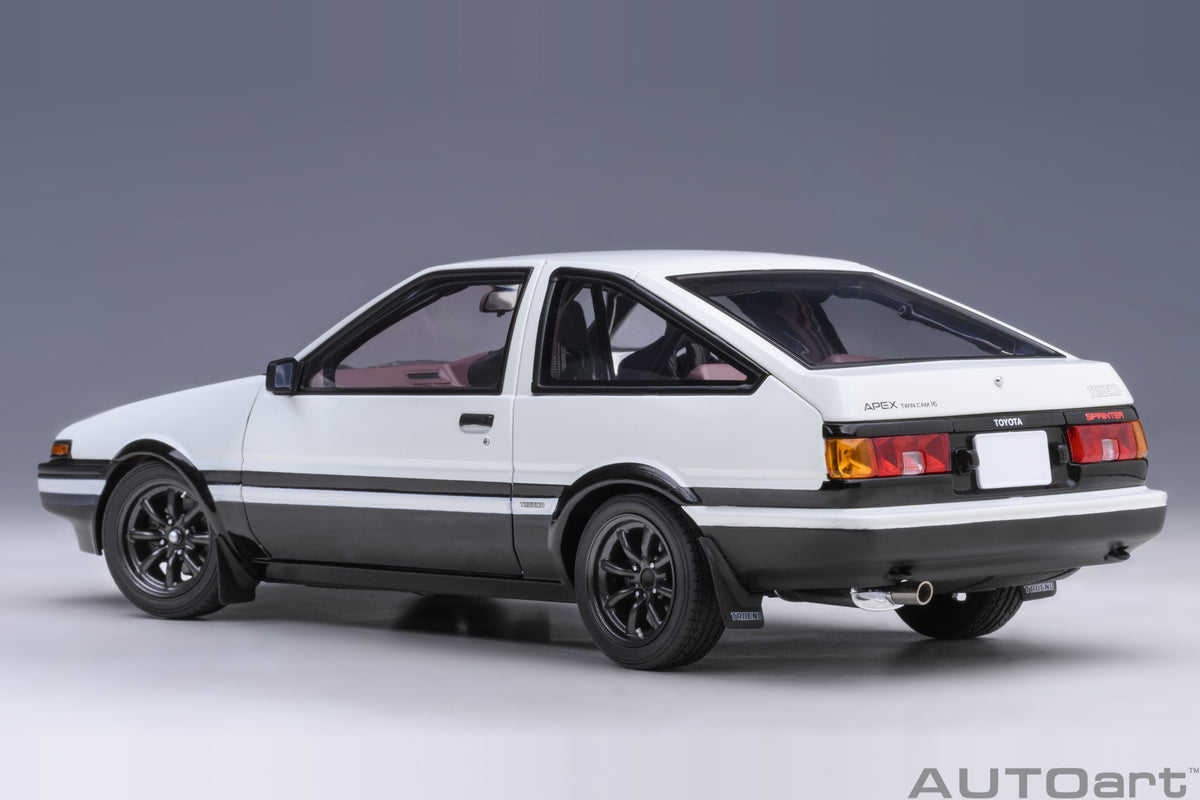 1:18 Initial D -- Toyota Sprinter Trueno 3Dr GT Apex (AE86