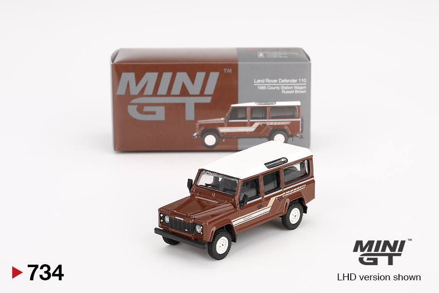 1:64 Land Rover Defender 110 1985 County Wagon -- Brown -- Mini GT MGT