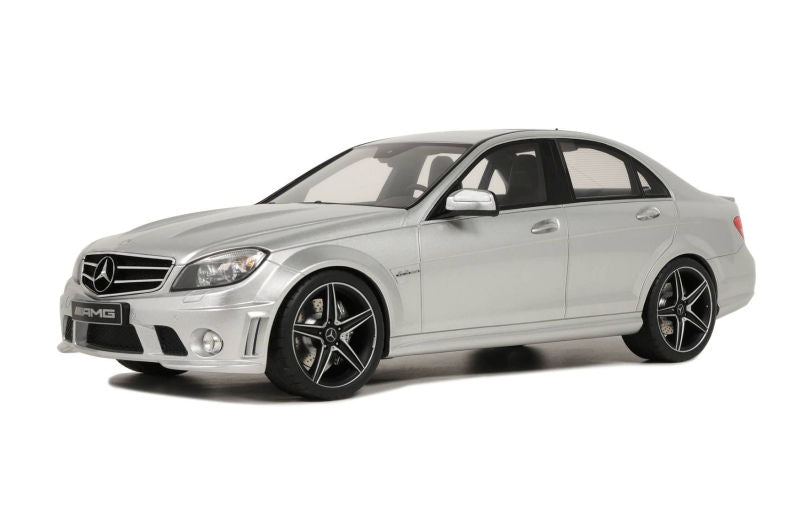 1:18 Mercedes Benz C63 AMG (W204) -- Silver Metallic -- GT