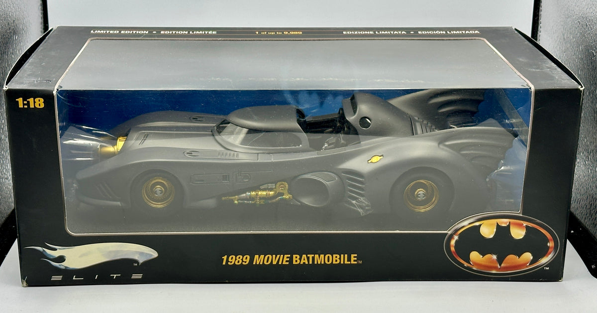 Hot Wheels 1989 Batmobile 1:18 バットモービル美品 1:18 1989バットモービルダイキャストカー、バットマンフィギュア