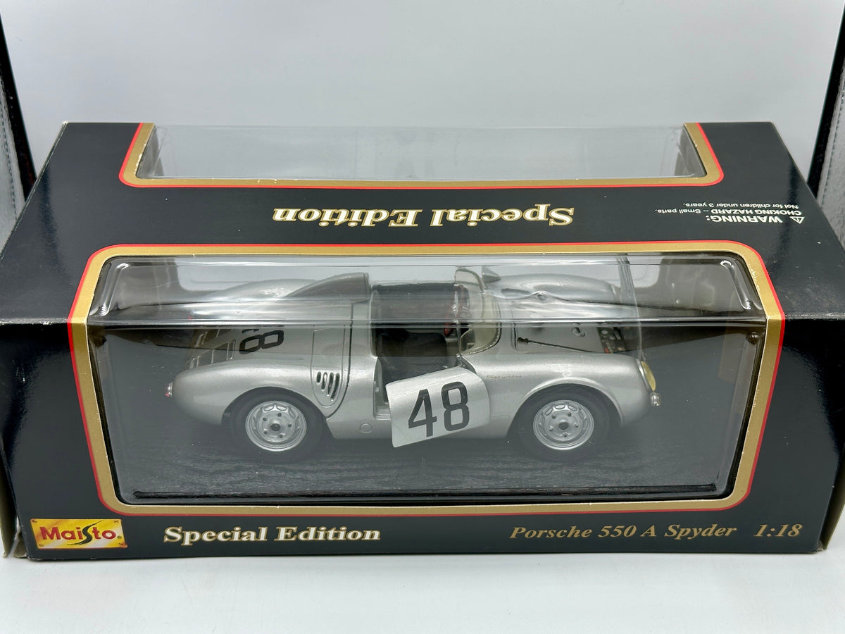 Porsche 550 A Spyder S-DX 581 Maisto die-cast metal model 7.5 1/18 silver car | #484583922