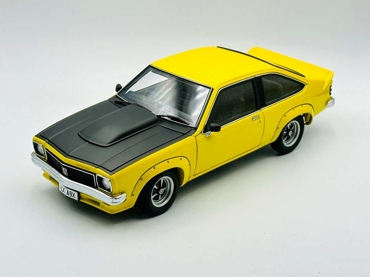 1:18 Holden LX Torana SS A9X -- Absinth Yellow -- Biante/AUTOart