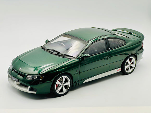 1:18 HSV GTS Coupe -- Racing Green -- Biante/AUTOart (Holden Special Vehicles)