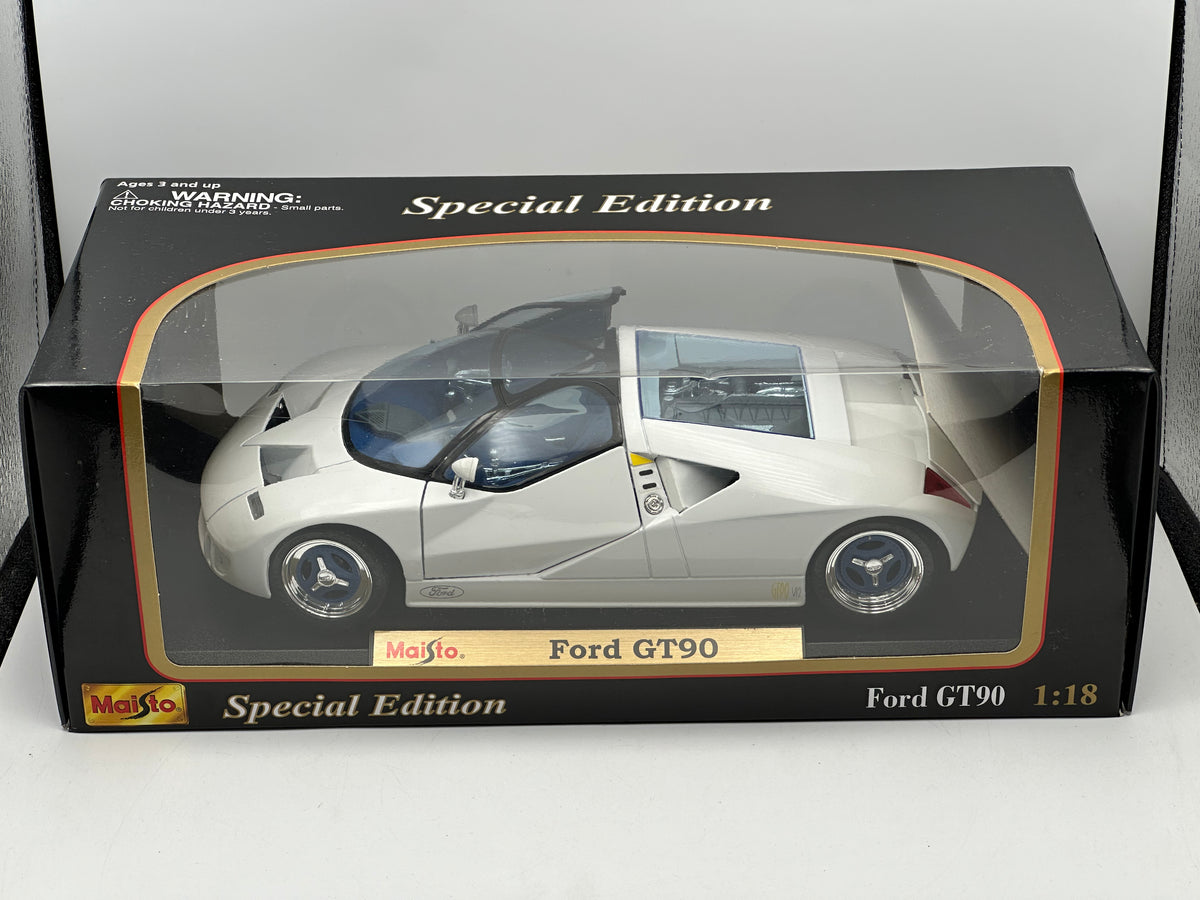 1:18 Ford GT90 Concept -- White -- Maisto