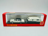 1:87 (HO) 1963 Valiant AP5 Regal Sedan w/Caravan - Alpine White - Cooee Classics