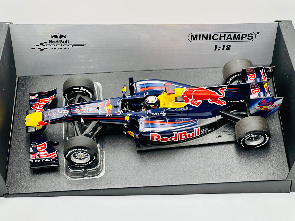 1:18 2010 Sebastian Vettel -- #5 Red Bull RB6 -- Minichamps F1