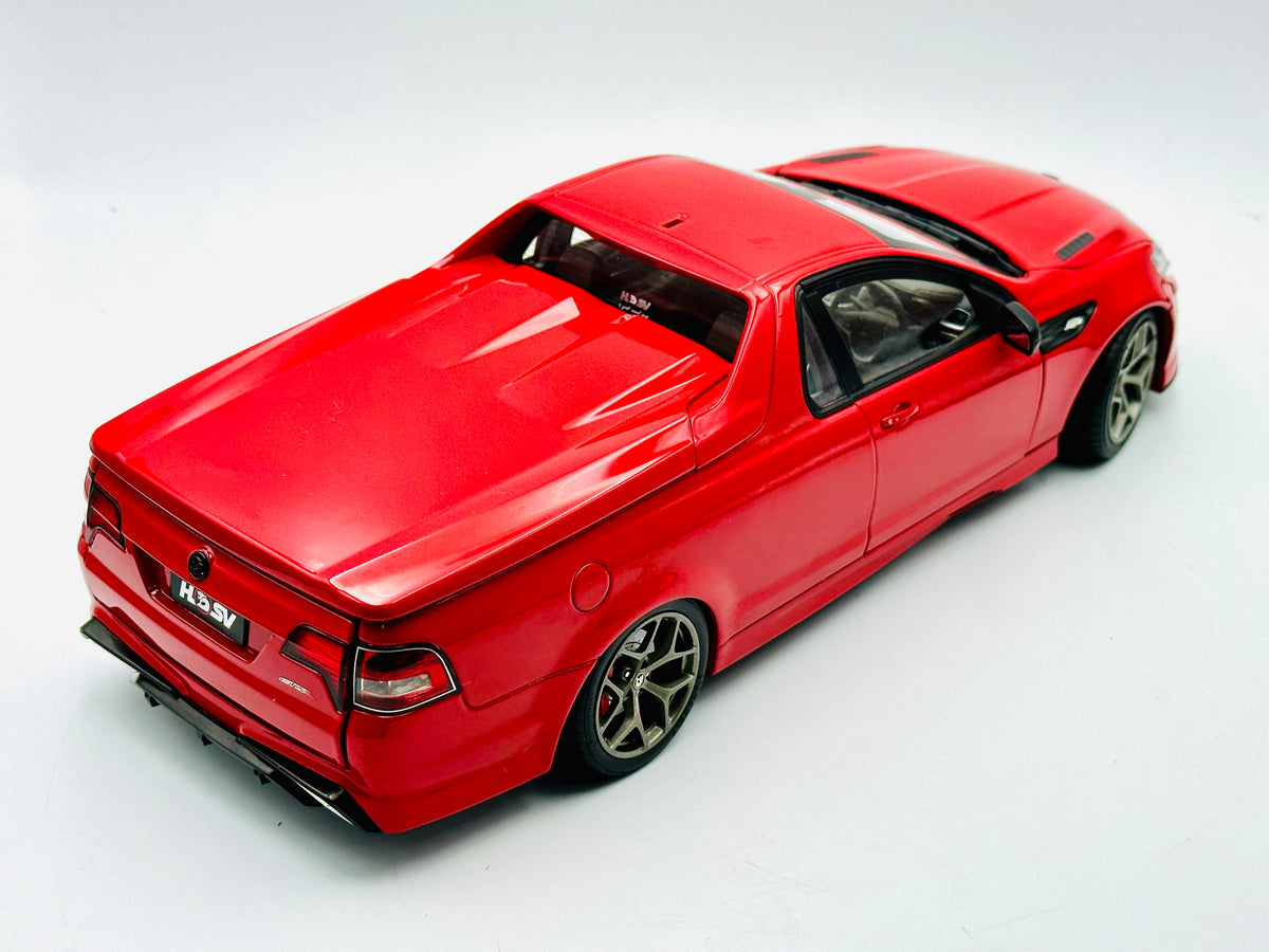 1:18 HSV GTSR Maloo -- Sting Red -- Biante - Holden Special Vehicles