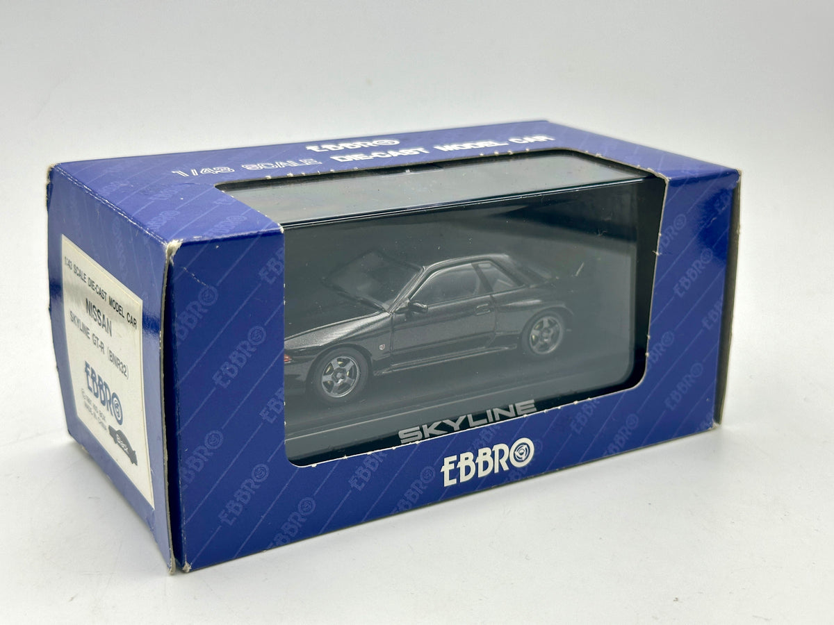 NISSAN SKYLINE GT-R R32  EBBRO　1/43 1/43 EBBRO Nissan Skyline GTR R32 BNR32 Silver Kid Box Free