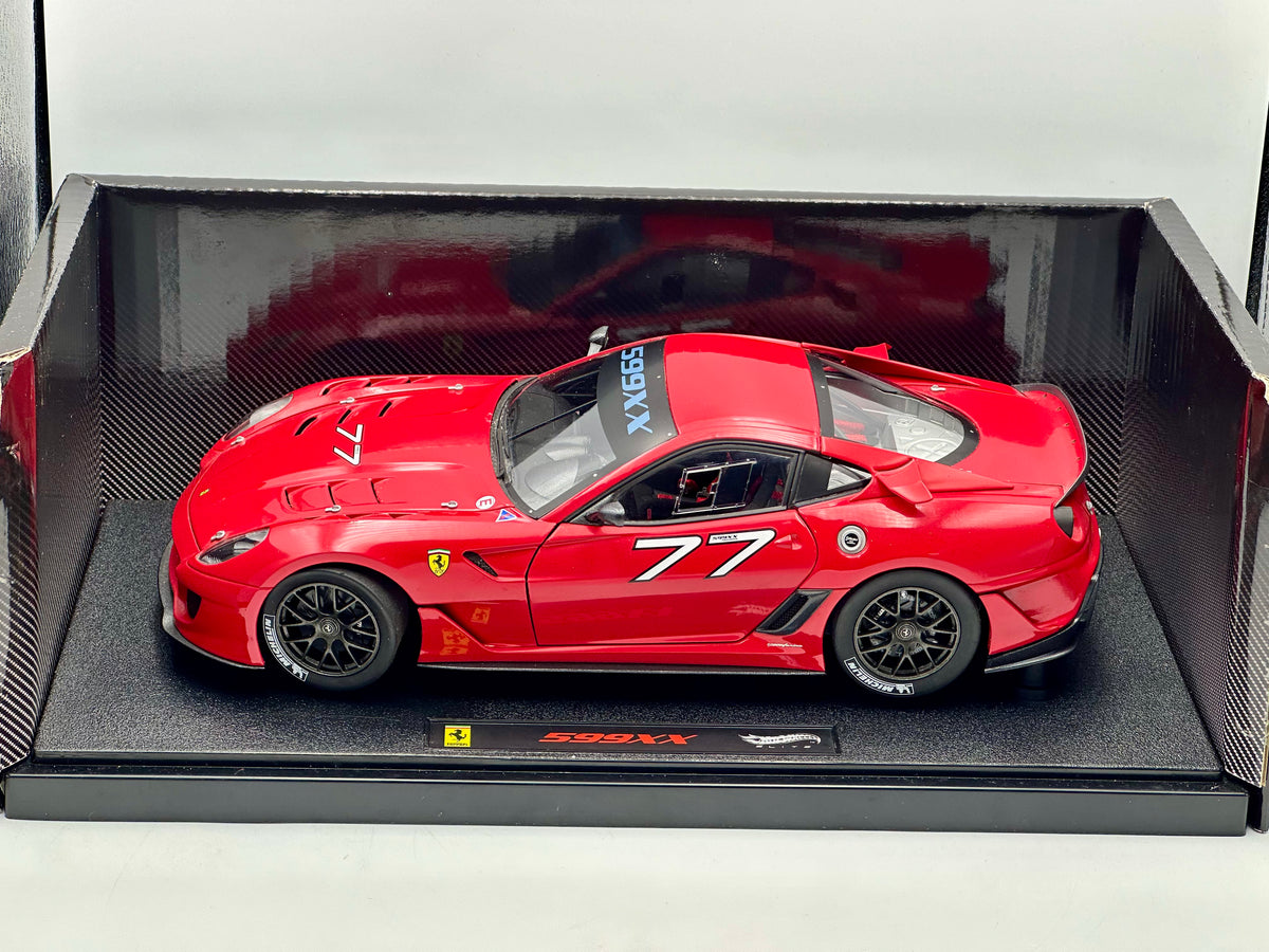 Véhicules miniatures Hot Wheels Elite 1:18 Ferrari
