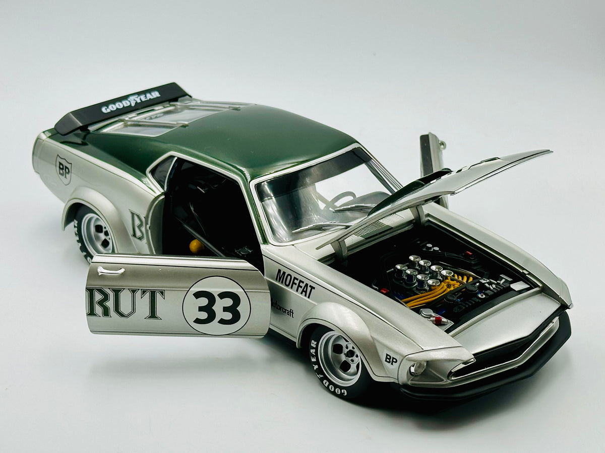 1:18 1969 Allan Moffat -- #33 BRUT Ford Mustang Trans-Am