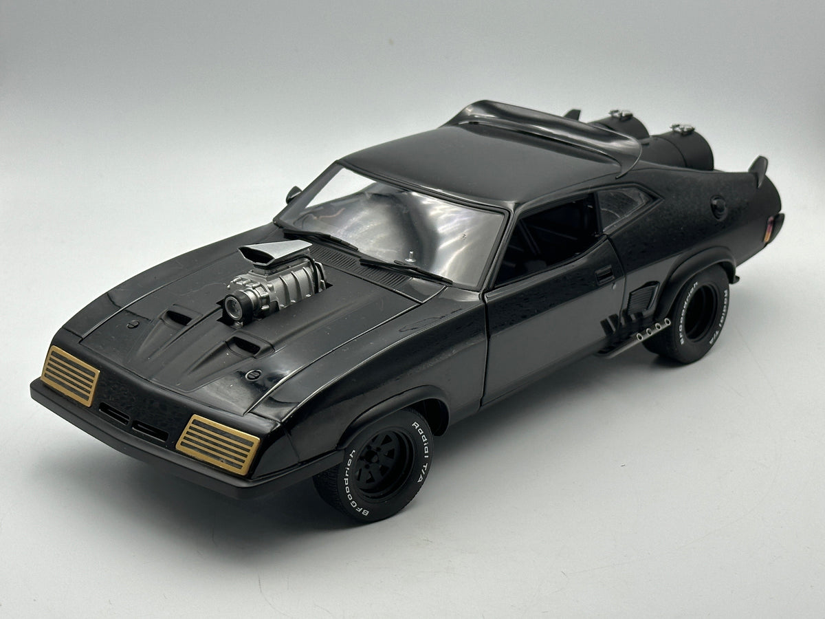 1:18 Mad Max 2: Road Warrior - Ford XB Falcon Black