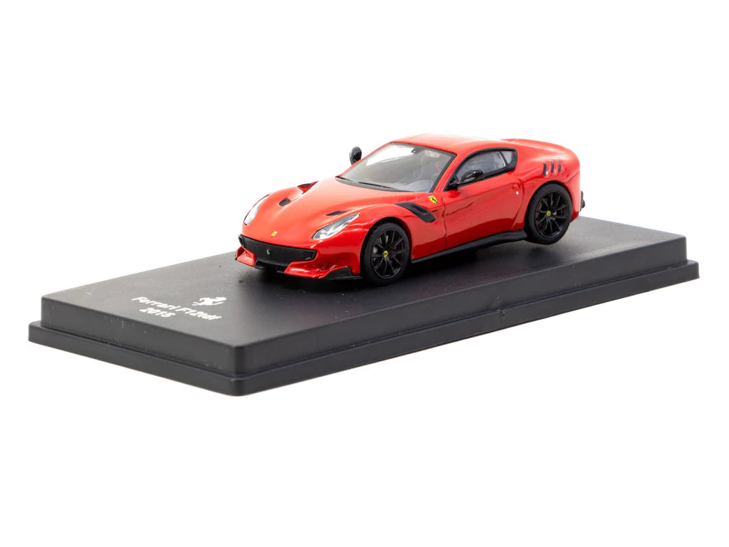 1:64 Ferrari F12 TDF 2015 -- Red -- Centauria / IXO Models 1:64 Ferrari F12 TDF 2015 -- Red -- Centauria / IXO Models