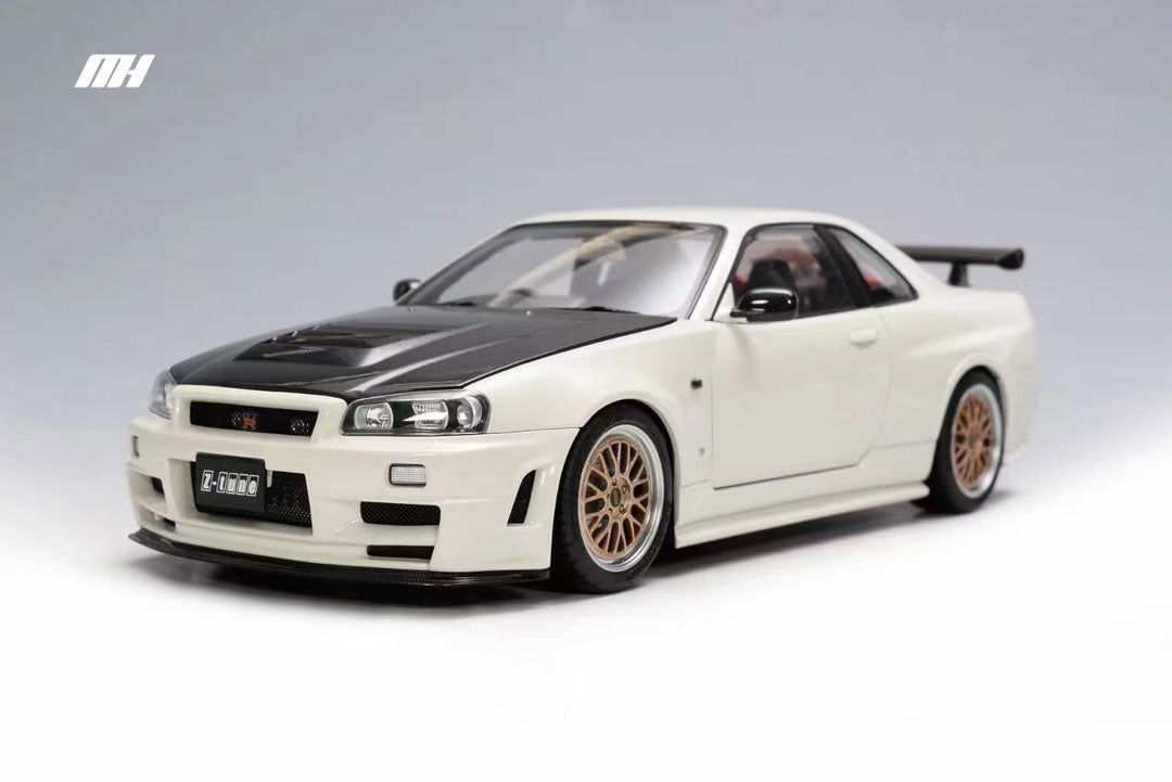 1:18 Nissan Skyline GT-R (R34) Z-Tune - Pearl White w/Carbon Bonnet -