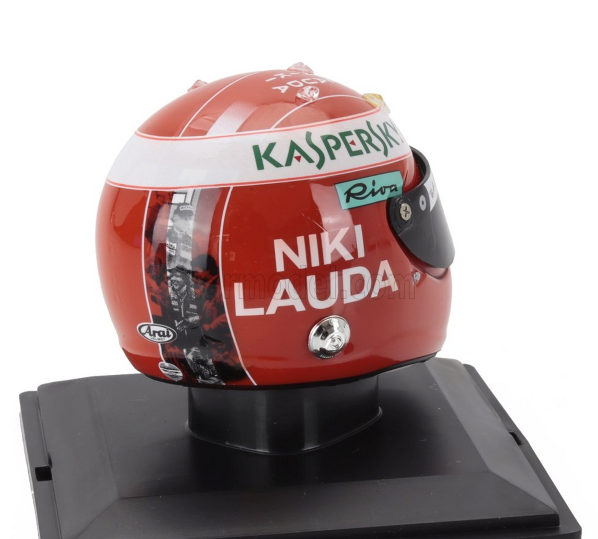 1:5 Helmet -- Sebastian Vettel 2019 Niki Lauda Tribute -- Ferrari --