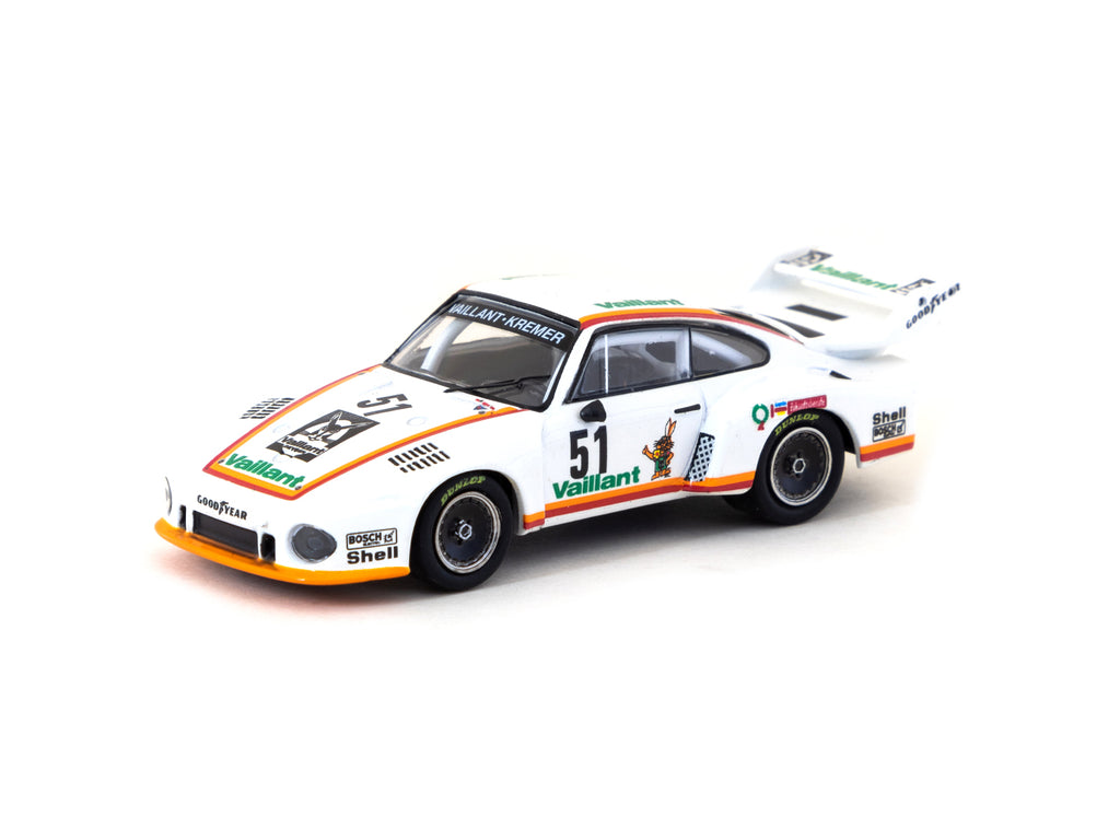 1:64 Porsche 935/77 -- DRM Zolder 1977 #51 -- Tarmac Works/Minichamps