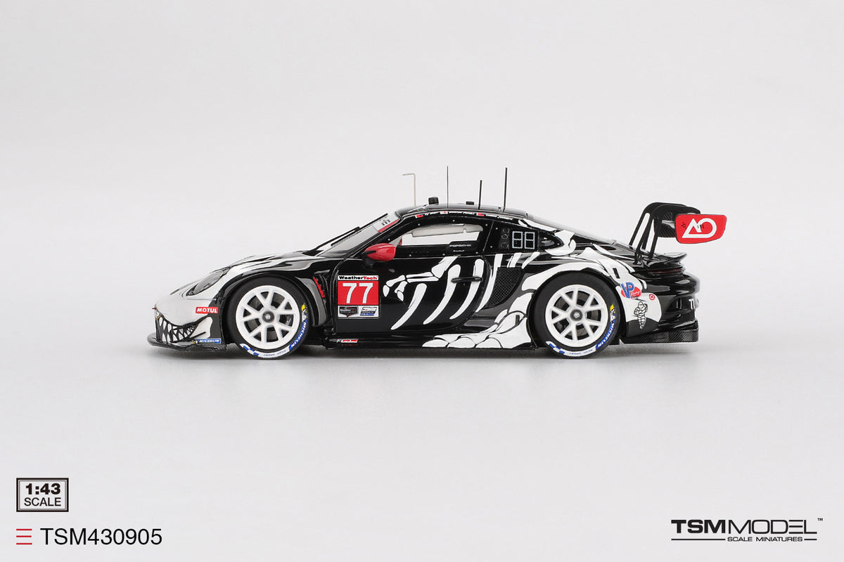 Pre-Order) 1:43 2025 IMSA Petit Le Mans -- #77 