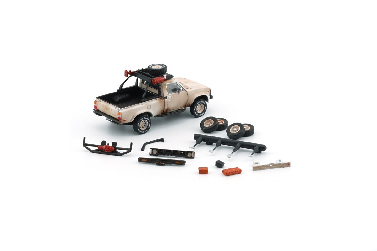 1:64 Toyota Hilux 1980 N60/N70 -- White (Rusting) w/Accessories -- BM