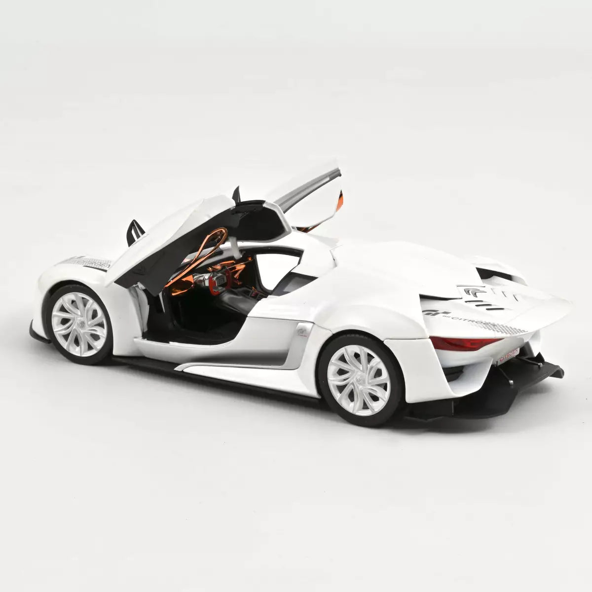 【希少】NOREV 1/18 GT by CITROEN 1:18 GT by Citroën -- White 2008 Paris Concept Car -- Norev