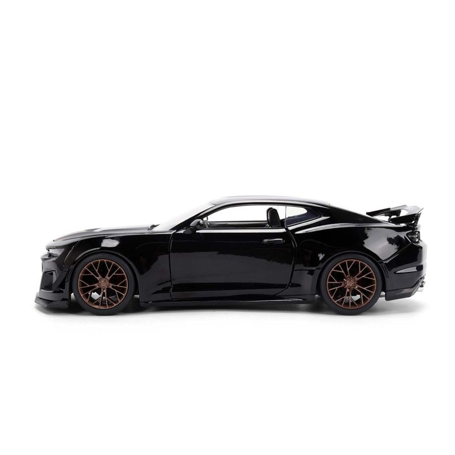 Jada Toys Fast & Furious 1:24 1969 Chevy Camaro - Modelo de auto fundido a presión, exterior detallado, réplica de película auténtica, juguete coleccionable - A partir de 8 años, rojo Jada Toys Fast & Furious 1:24 1969 Chevy Camaro - Modelo de auto fundido a presión, exterior detallado, réplica de película auténtica, juguete coleccionable - A partir de 8 años, rojo