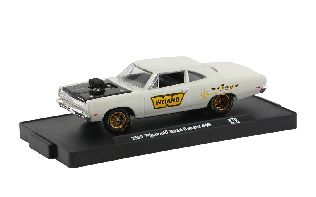 1969 plymouth roadrunner diecast hot sale model