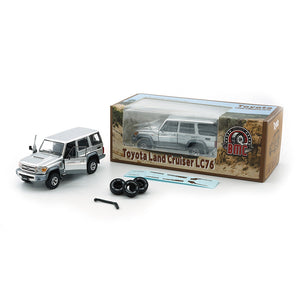 1:64 Toyota Land Cruiser LC76 -- Silver -- BM Creations