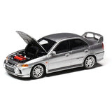 1:64 Mitsubishi Lancer Evolution IV (4) -- Silver Metallic -- Motorhelix M64001