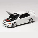 1:64 Mitsubishi Lancer Evolution IV (4) -- Scotia White -- Motorhelix M64003