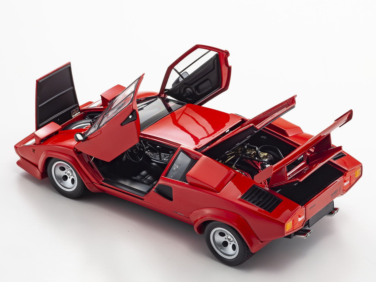 1:18 Lamborghini Countach LP500S -- Red -- Kyosho