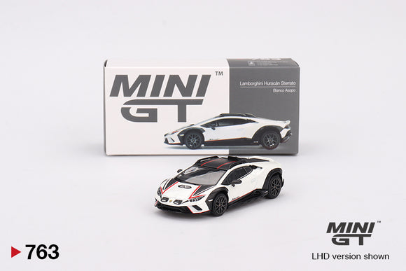 1:64 Lamborghini Huracán Sterrato -- Bianco Asopo -- Mini GT MGT00763