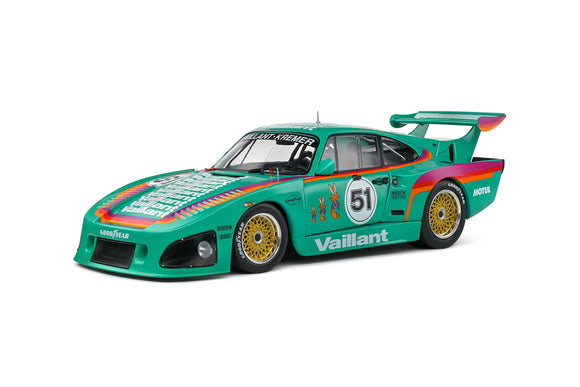 1:18 1977 DRM -- #51 Vaillant Porsche 935 K3 Mobydick -- Solido