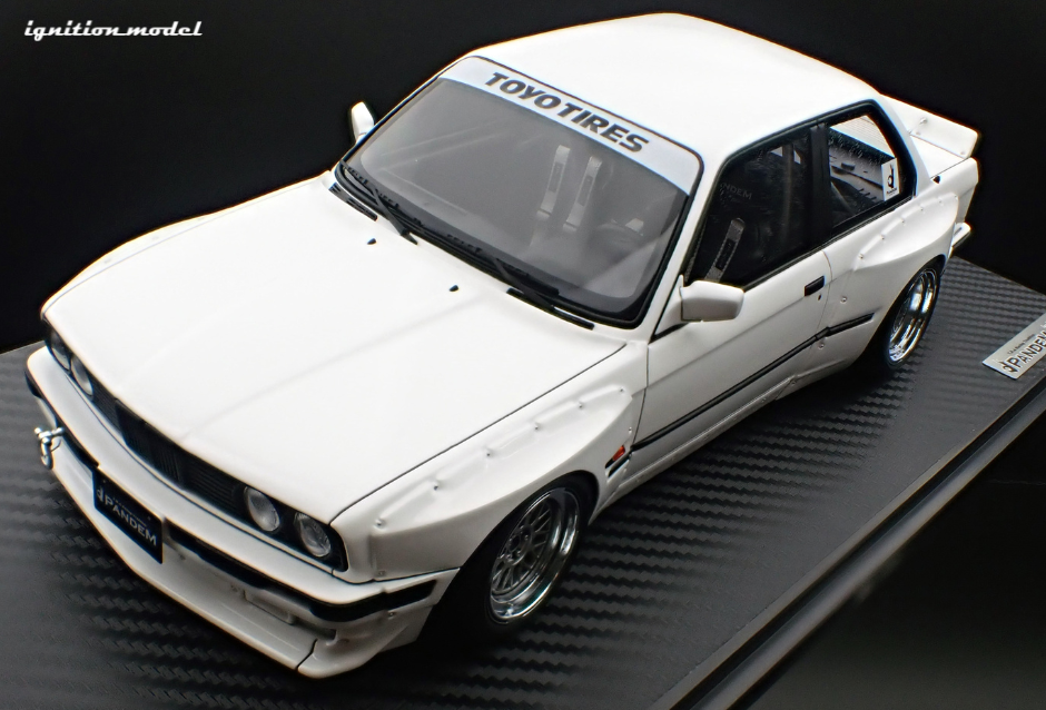 1:18 BMW M3 E30 PANDEM -- White -- Ignition Model IG3719