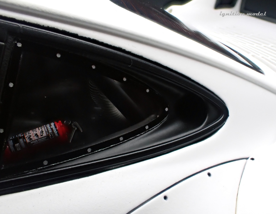 1:18 RWB 930 -- Matte White -- Ignition Model Porsche IG3696