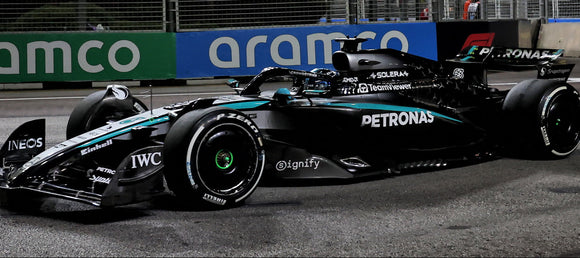 (Pre-Order) 1:18 2025 George Russell -- Singapore GP Winner -- #63 Mercedes-AMG W16 -- Minichamps F1