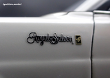 (Pre-Order) 1:18 Toyota Crown Royal Saloon G (130) -- Pearl White/Silver -- Ignition Model IG3732