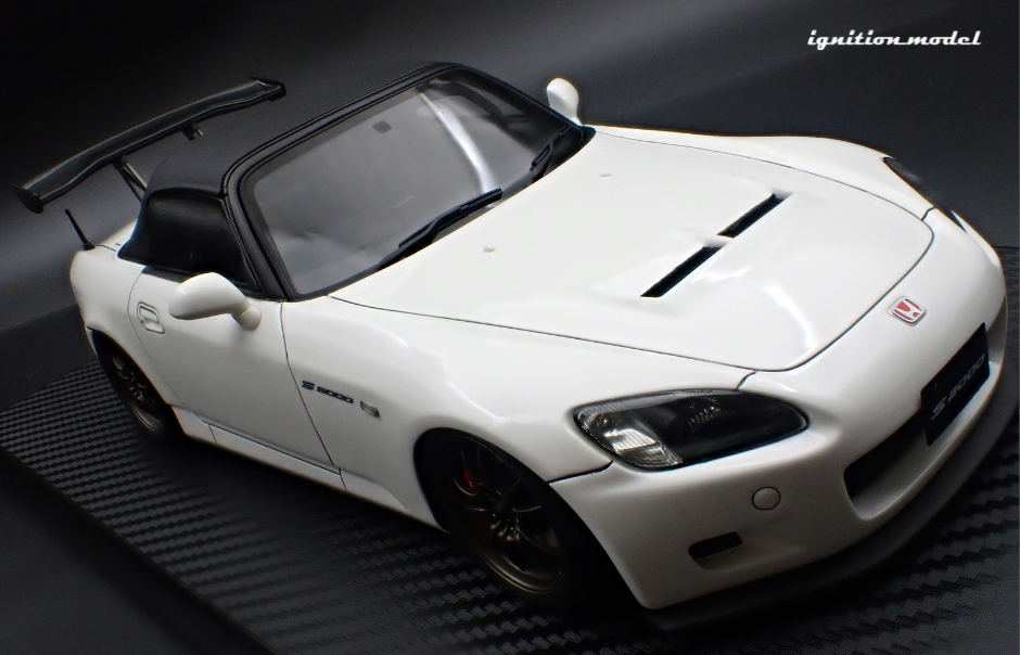 1:18 Honda S2000 (AP1) -- White -- Ignition Model IG3917