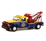 1:18 1969 Chevrolet C-30 Dually Wrecker Tow Truck -- Super Service --  Greenlight