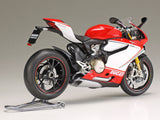 1:12 Ducati 1199 Panigale S Tricolore -- PLASTIC KIT -- Tamiya 14132