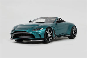 (Pre-Order) 1:18 2023 Aston Martin V12 Vantage Spider -- Tayos Turquoise Green -- GT Spirit