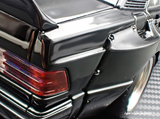 1:18 Mercedes-Benz W201 190E PANDEM -- Black -- Ignition Model IG3769