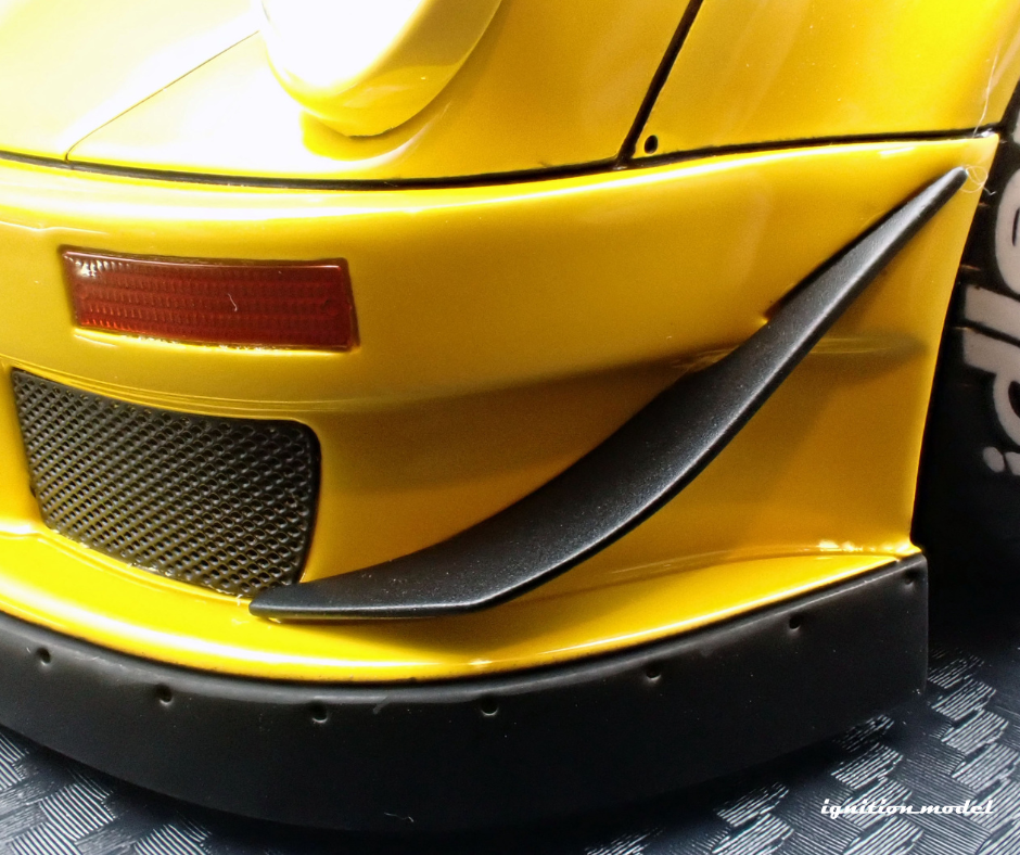 1:18 RWB 930 (Porsche 911) -- 