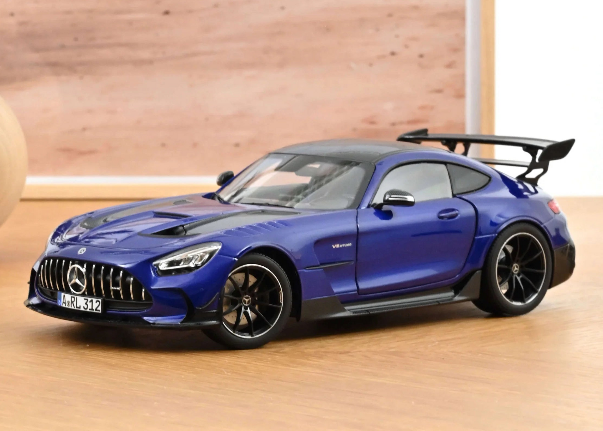 1:18 Mercedes-AMG GT Black Series 2021 -- Blue Metallic -- Norev 1:18 Mercedes-AMG GT Black Series 2021 -- Blue Metallic -- Norev