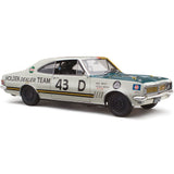 1:18 1969 Bathurst Peter Brock -- #43D Holden HT Monaro -- Classic Carlectables