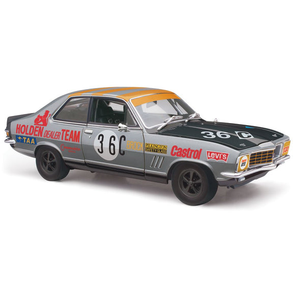 (Pre-Order) 1:18 1972 Peter Brock -- South Pacific Touring Series -- Holden LJ Torana XU-1 -- Classic Carlectables