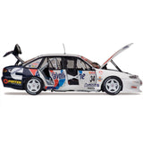 1:18 1999 Calder Park Garth Tander - Holden VS Commodore -- Classic Carlectables