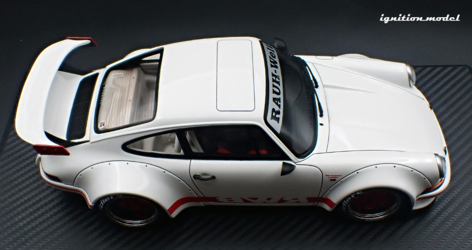 1:18 RWB Backdate (Porsche 911) -- White w/Red Stripe -- Ignition Mode